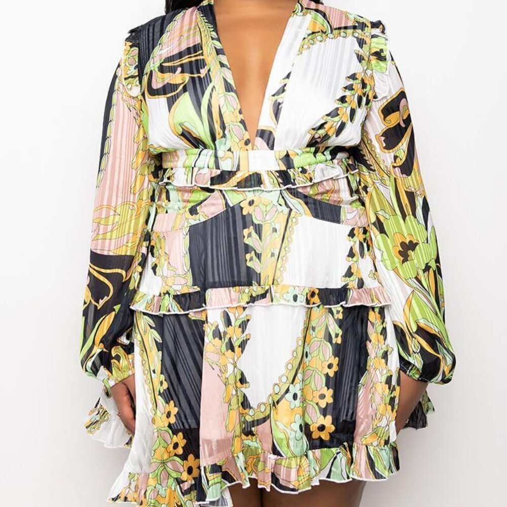 ROYALTY READY SCARF PRINT LACE BACK DRESS ( BRAND NEW !!!!!!!!! ) - Picture 5 of 8